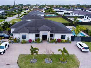 21503 SW 132nd Pl, Miami, FL 33177