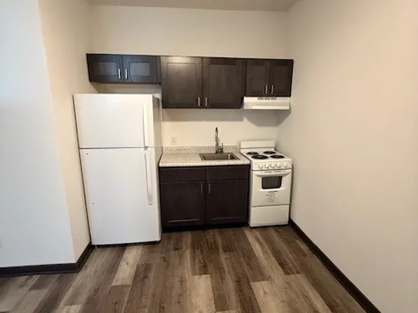 114 N Water St #B, Watertown, WI 53094