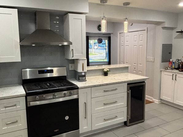 2010 S Crescent Ave APT 1C