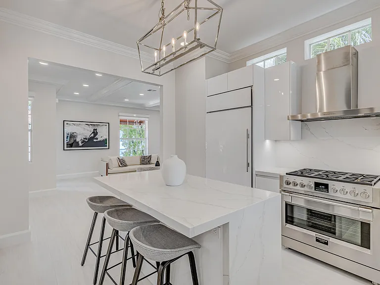 27 Marina Gardens Dr — Photo 39