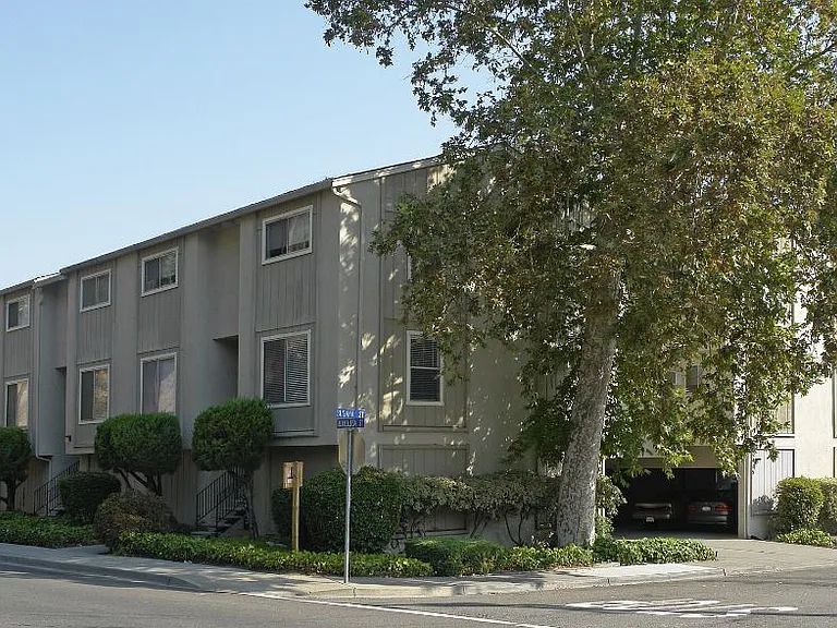 415 Susana St #2 — Photo 1