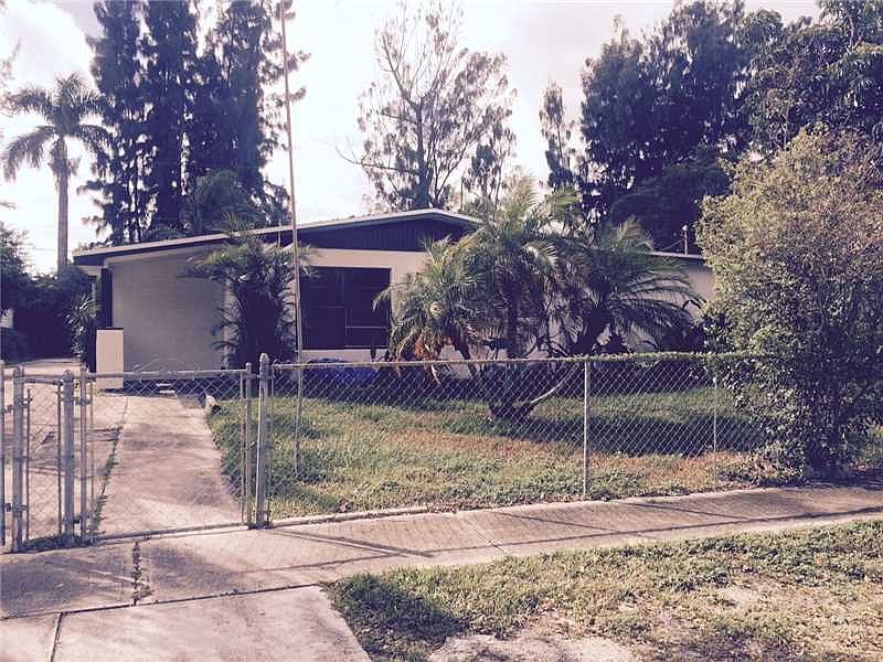 1st image of 5950 SW 39th Ct