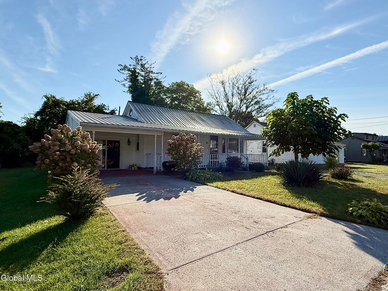 1st image of 15 Holden Avenue
