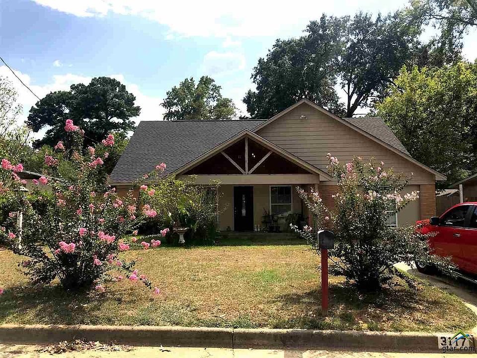 3117 Lamont St, Tyler, TX 75701 | Zillow