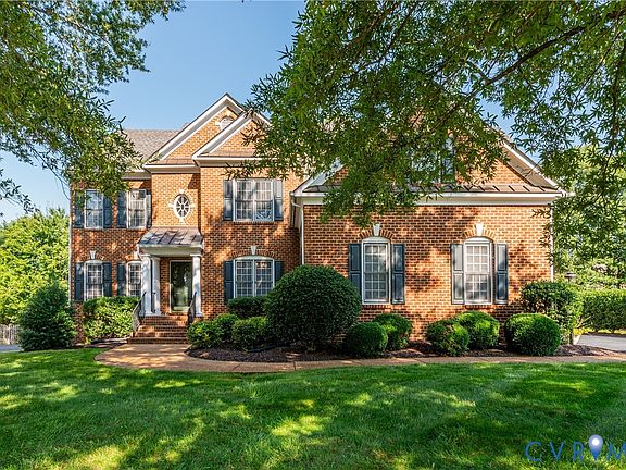 3rd image of 4504 Hickory Lake Ct