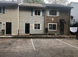 569 Northridge Crossing Dr, Atlanta, GA 30350