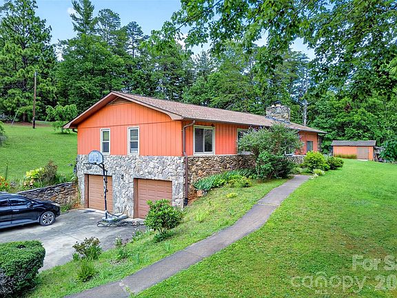 4th image of 71 Green Vale Dr