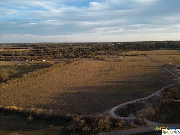 4th image of 903 County Road 221 #2