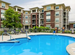 2525 Ironwood Dr #105, Sun Prairie, WI 53590