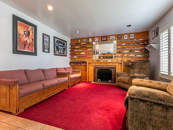 3rd image of 435 Holly Ave