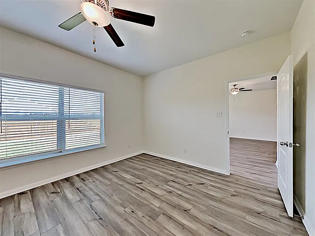3149 Bowen St — Photo 11