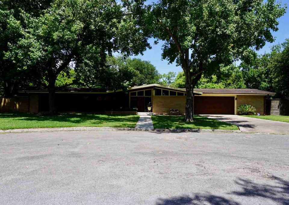 5134 Woodlawn Dr, Groves, TX 77619 Zillow