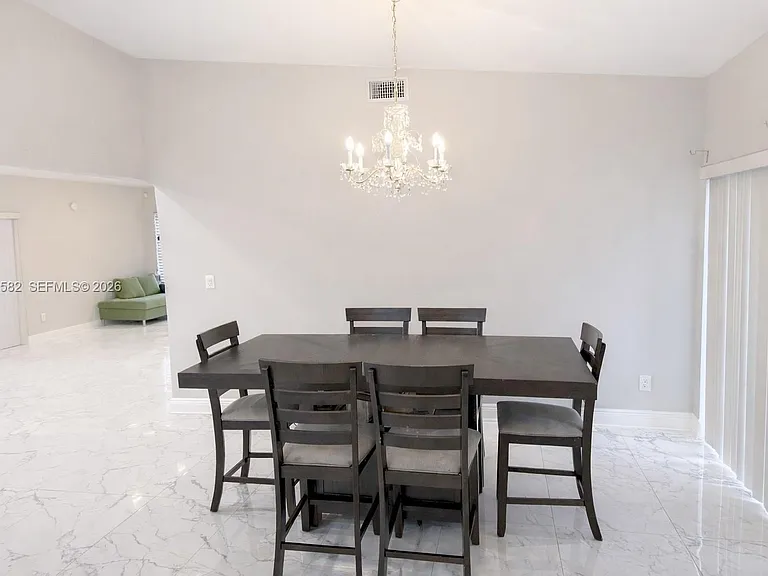 20888 Sugarloaf Ln — Photo 13
