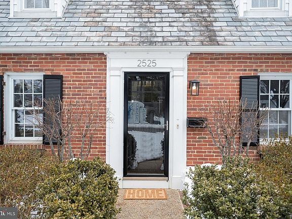 5th image of 2525 N Florida St