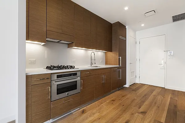 Rented by Manhattan Miami Real Estate | media 8