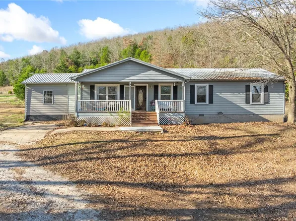 7001 Bear Creek Dr, Harrison, AR 72601