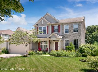 1331 Dorr Dr, Sugar Grove, IL 60554