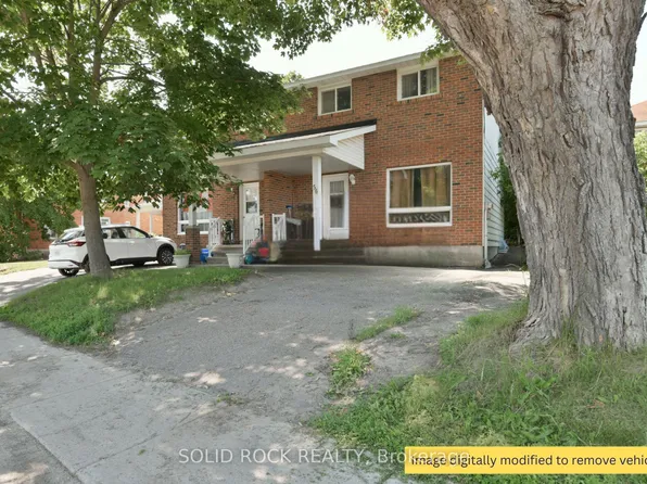 54 William St W, Arnprior, ON K7S 1J9