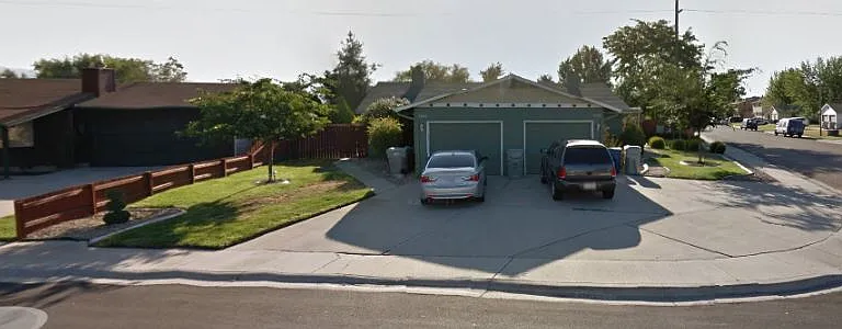 5602 N Millrun Ave — Photo 1