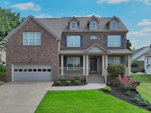 129 Herons Nest Ln, Hendersonville, TN 37075