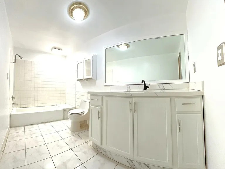9286 Klinedale Ave — Photo 17