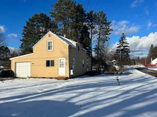 640 Florence St, Ironwood, MI 49938