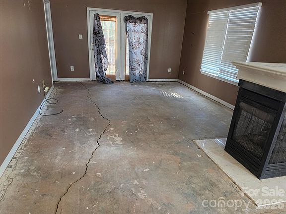 2nd image of 9620 Terrier Way