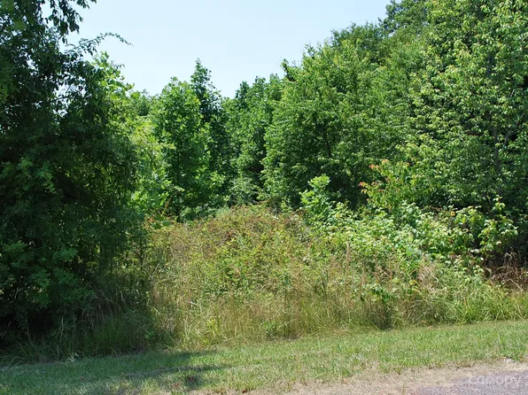 139 Happy Acres Dr #15, Statesville, NC 28625