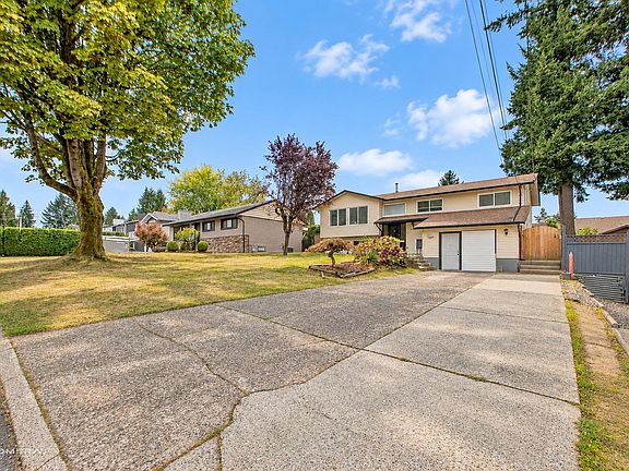 3rd image of 2947 Babich St