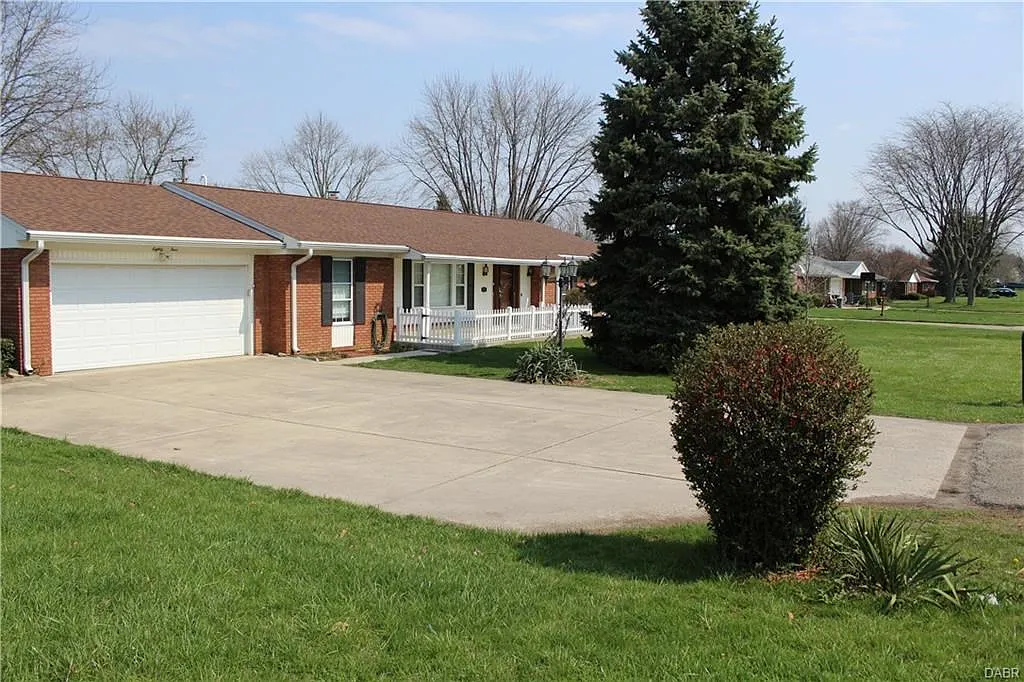 84 Kinsey Rd photo 1