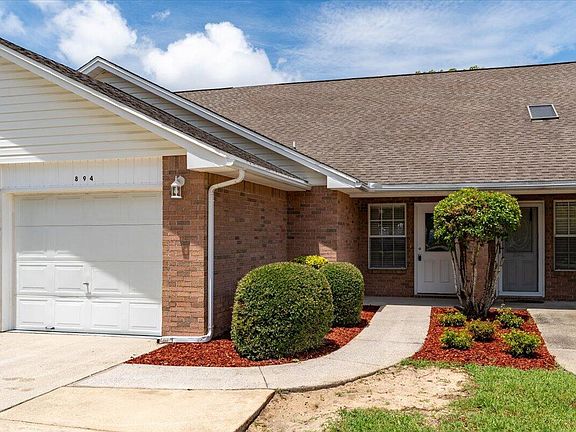 3rd image of 894 Dunwoody Pl