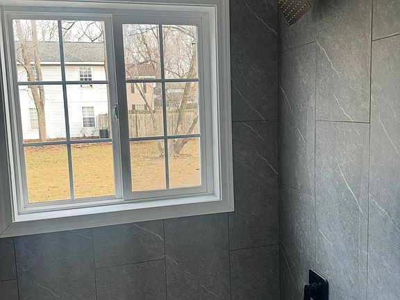5th image of 5890 Edson St #1