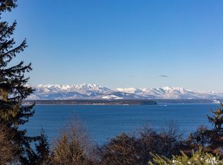 2186 Inverness Way, Coupeville, WA 98239