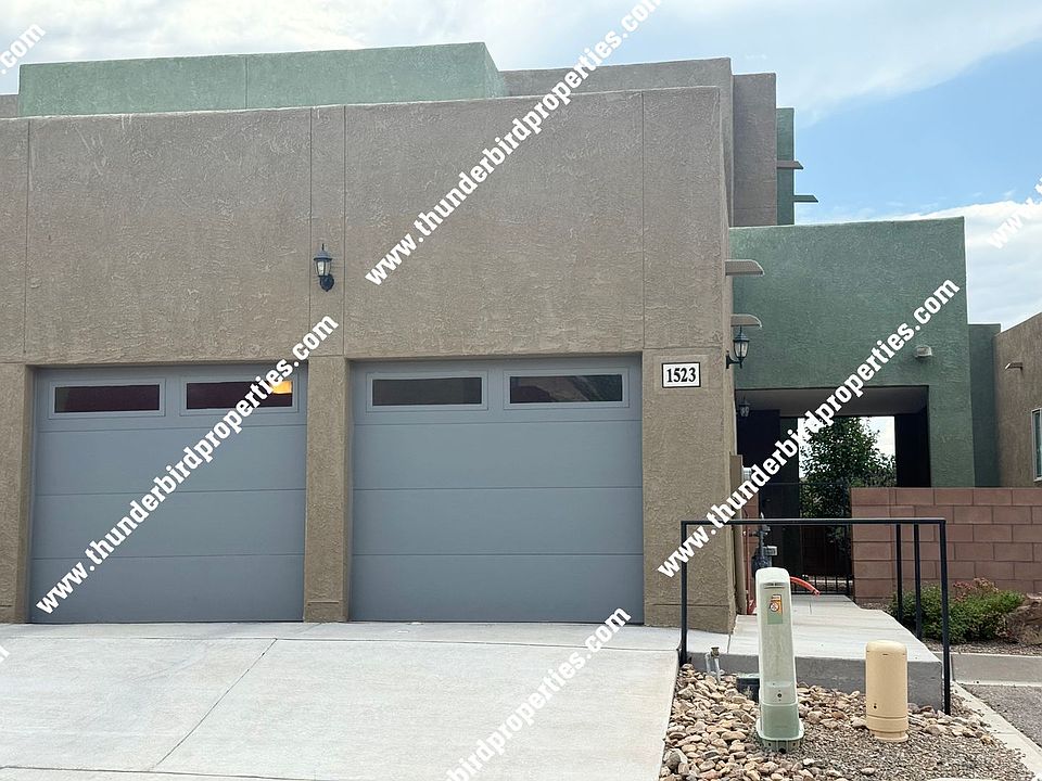 1st image of 1523 Borrego Dr SE