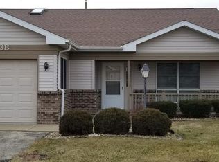 2503B Katey Ct, Sterling, IL 61081