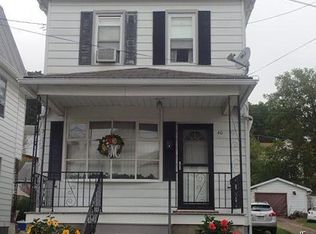 40 Sobieski St, Hanover Township, PA 18706