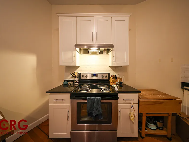 1728 Beacon St #1 — Photo 8