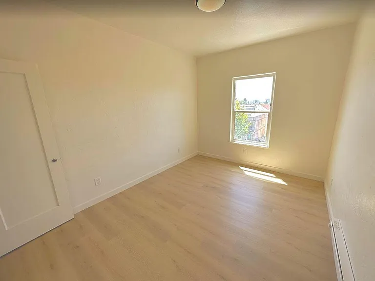 6616 Telegraph — Photo 15