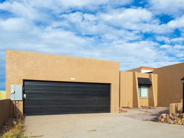 871 E Calle Esplendor