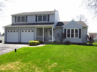 5190 Novara Ln, Clay, NY 13041