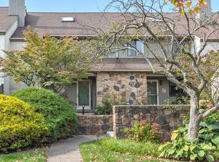252 Yellow Springs Ct, Yardley, PA