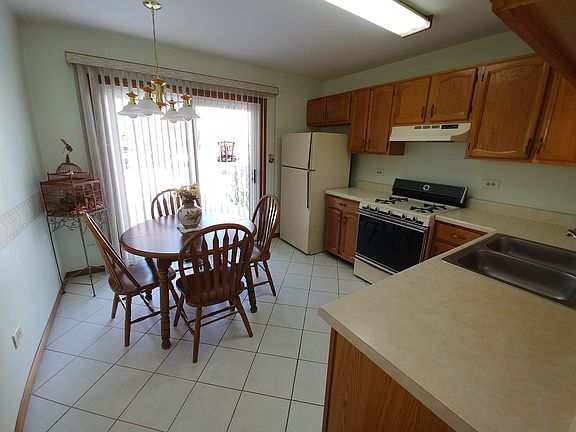 4th image of 4548 Topaz Dr