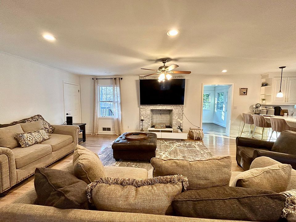 2688 Fleur De Lis Pl, Dunwoody, GA 30360 Zillow