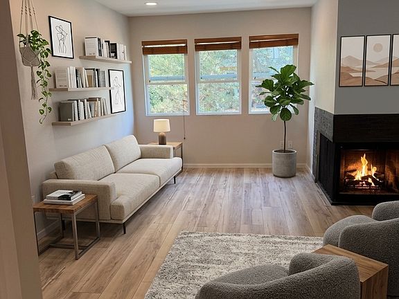 3rd image of 2001 E Yesler Way Unit 49