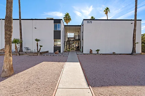 5570 E Hampton St #205 Photo 1