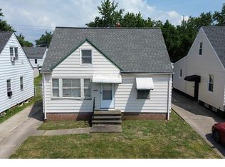 20801 Franklin Rd, Maple Heights, OH 44137