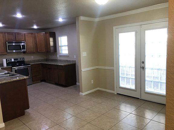 4th image of 11853A 23rd St