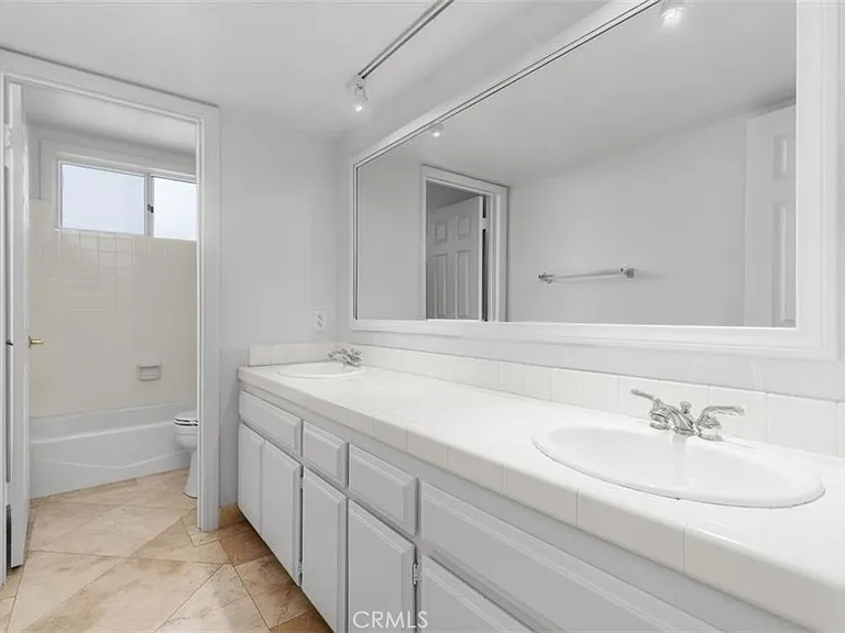 34032 Ruby Lantern St — Photo 17