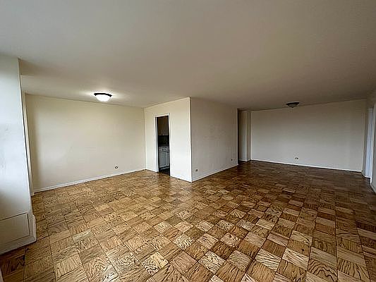 4th image of 245 E 19th St APT 12F