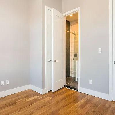 Rented by Nooklyn NYC LLC | media 8